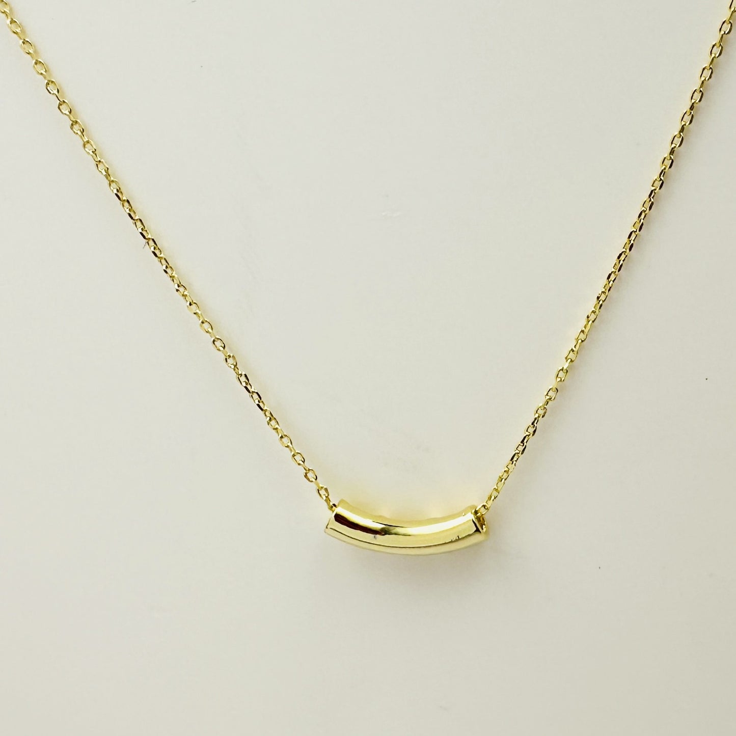 Golden Smile Necklace for Women's Summer 2024 New Collection, with a niche design and high-end light luxury collarbone chain